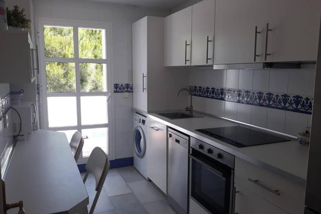 Apartamento Costa Sancti-Petri La Barrosa Chiclana ชิกลานา เด ลา ฟรอนเตรา ภายนอก รูปภาพ